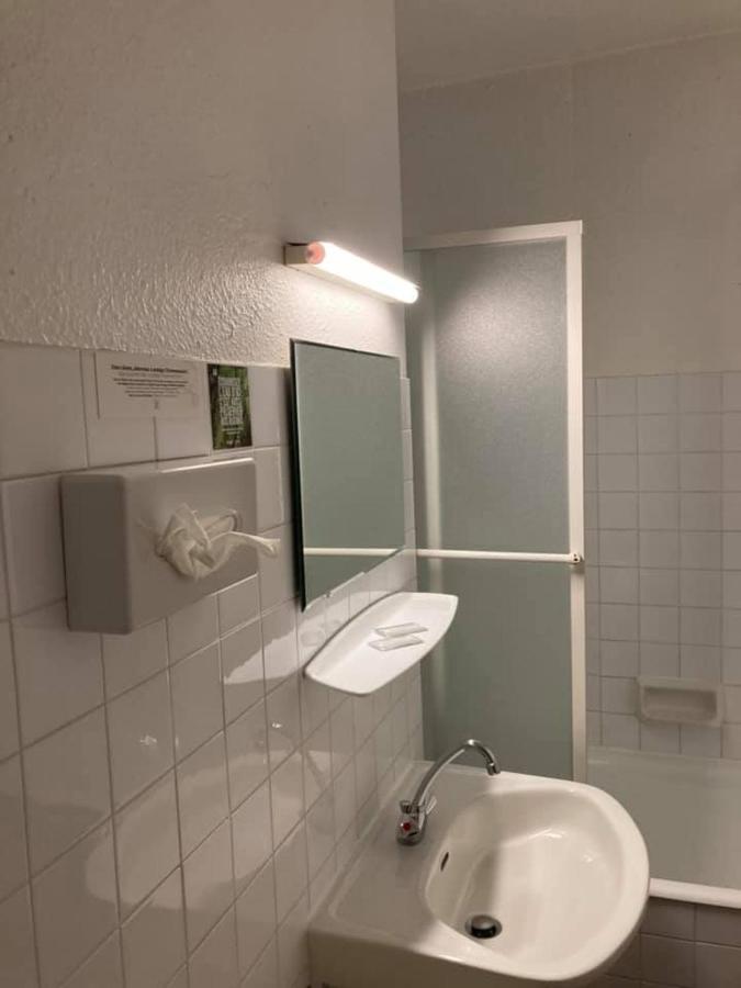 Logis Hotel Restaurant Des Voyageurs Le Malzieu-Ville Dış mekan fotoğraf